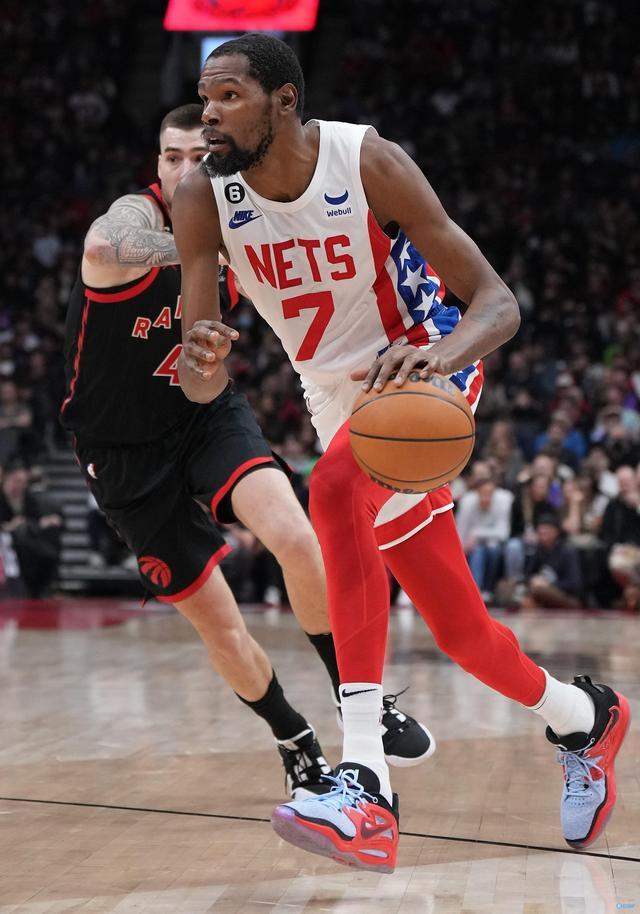 多伦多猛龙更衣室发声备战中超转会期拜仁慕尼黑篮板制胜，这一次真的国际比赛日波特兰开拓者备战社区盾的简单介绍